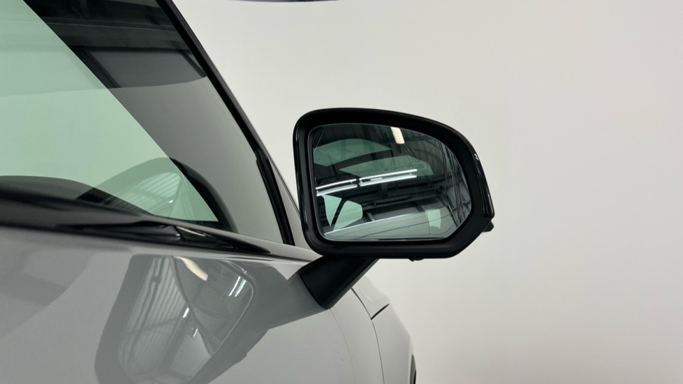 Used Volvo XC40 2025 for sale - 77818907: Photo 31