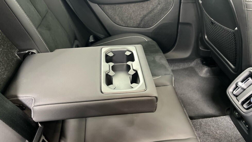 Used Volvo XC40 2025 for sale - 77818907: Photo 33