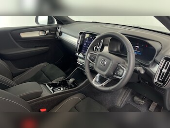Used Volvo XC40 2025 for sale - 77818907: Photo