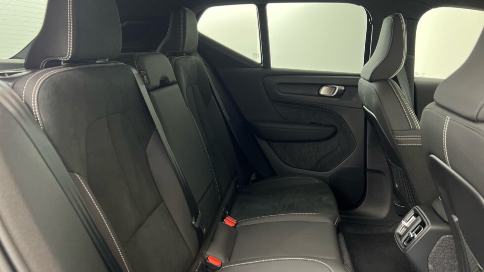 Used Volvo XC40 2025 for sale - 77818907: Photo 6