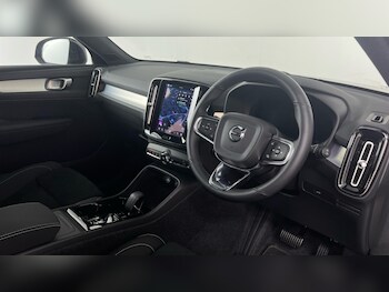 Used Volvo XC40 2025 for sale - 78523488: Photo