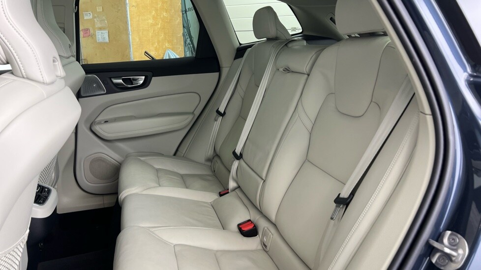 Used Volvo XC60 2025 for sale - 77581360: Photo 32
