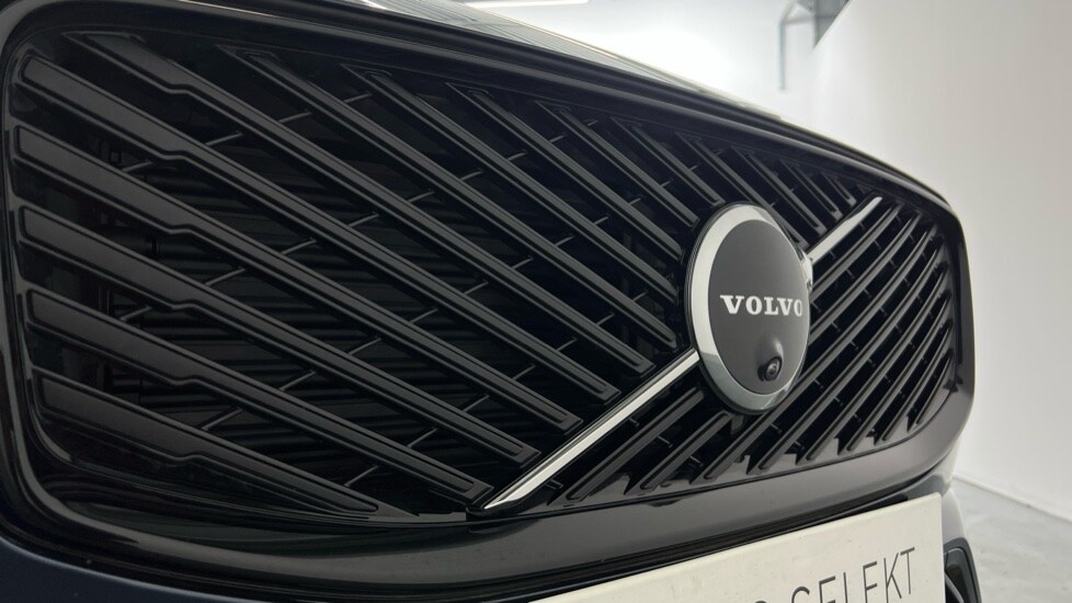 Used Volvo XC60 2025 for sale - 77581360: Photo 43