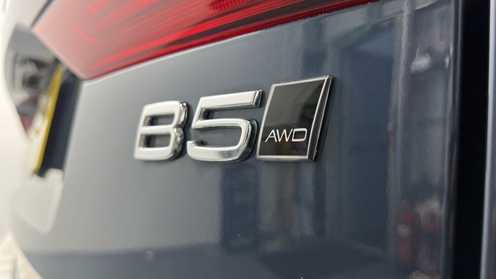 Used Volvo XC60 2025 for sale - 77581360: Photo 45