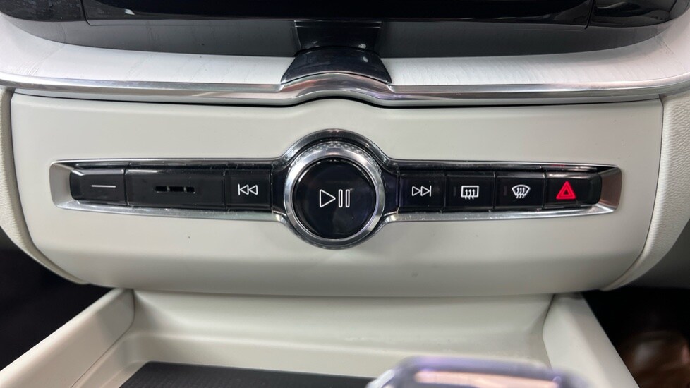 Used Volvo XC60 2025 for sale - 77581360: Photo 62