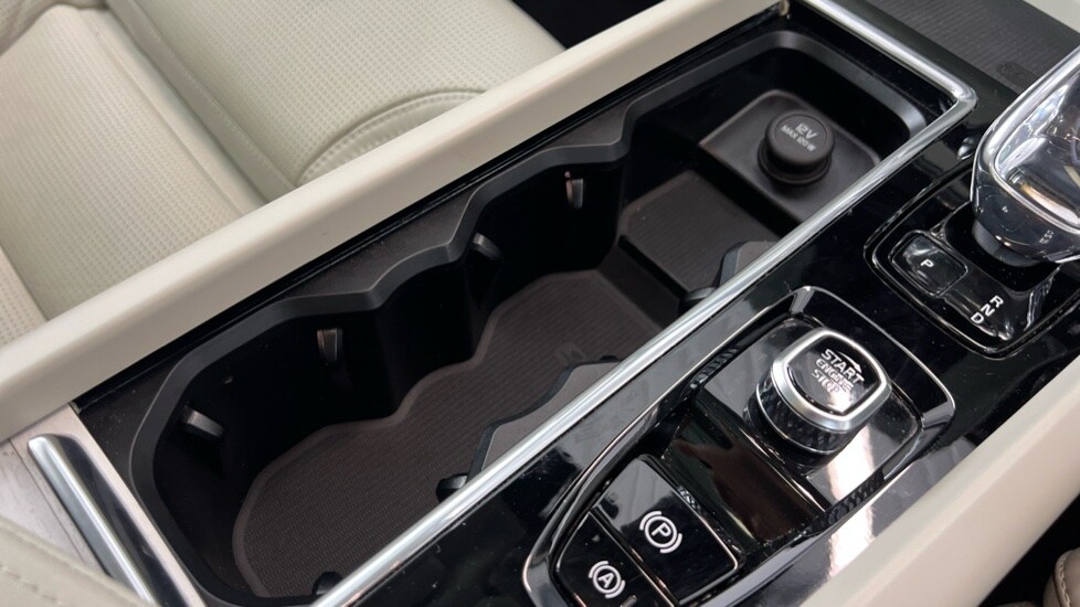 Used Volvo XC60 2025 for sale - 77581360: Photo 63