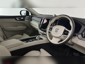 Used Volvo XC60 2025 for sale - 76766297: Photo