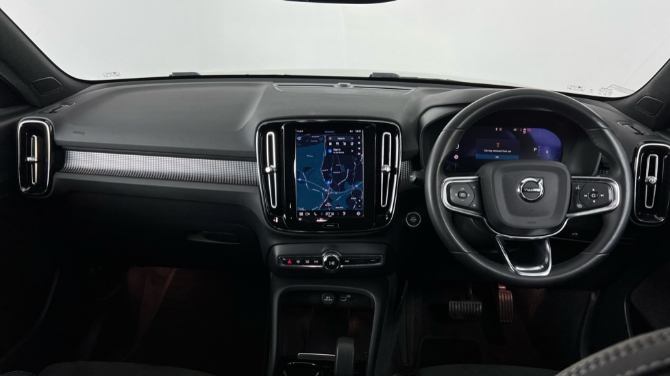 Used Volvo XC40 2024 for sale - 77170447: Photo 5