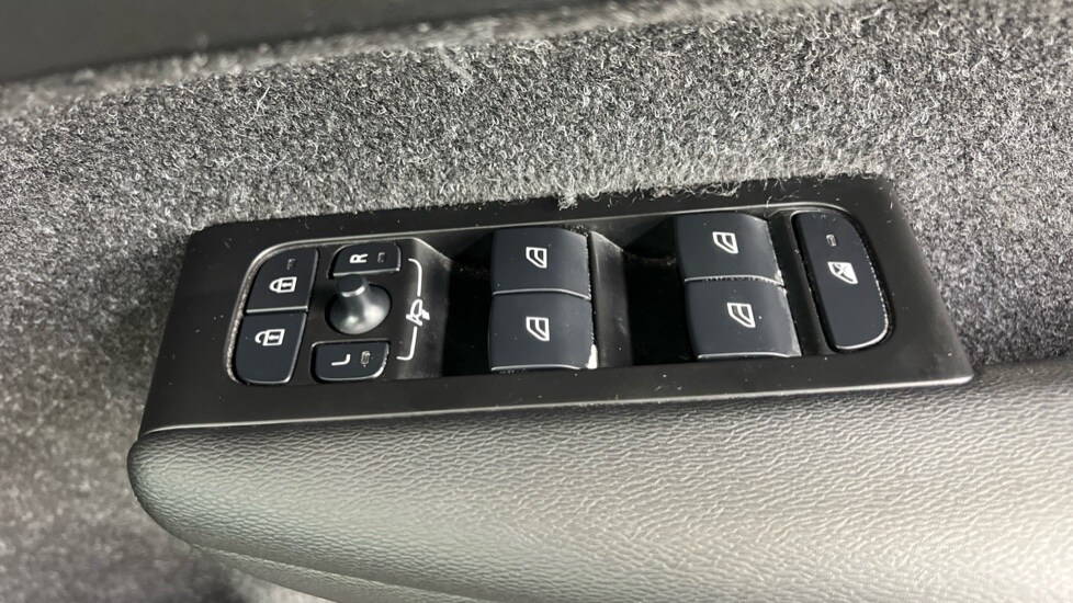 Used Volvo XC40 2020 for sale - 77706346: Photo 24