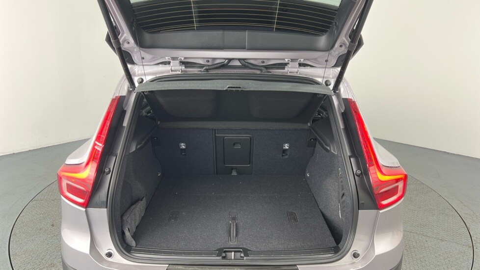 Used Volvo XC40 2025 for sale - 77031419: Photo 13