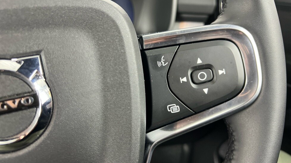 Used Volvo XC40 2025 for sale - 77031419: Photo 21