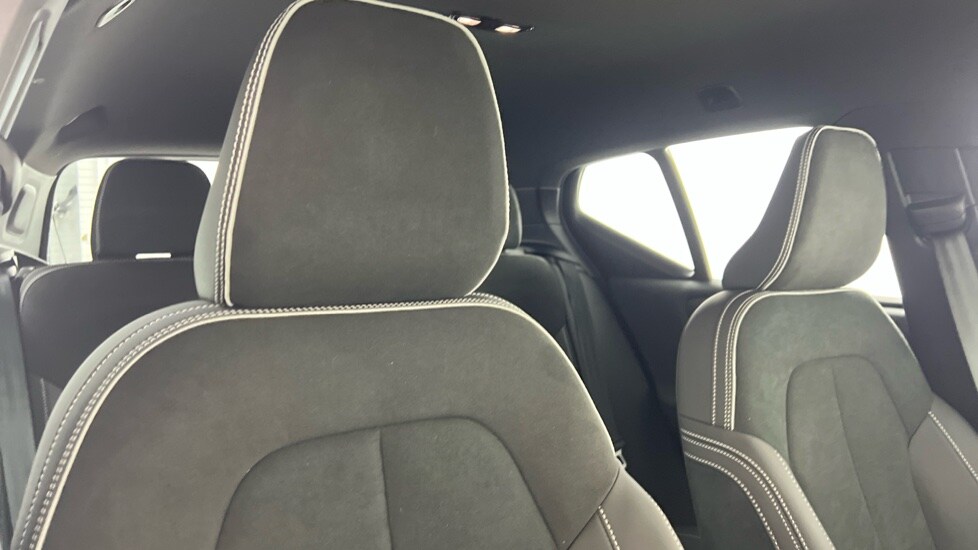 Used Volvo XC40 2025 for sale - 77031419: Photo 30