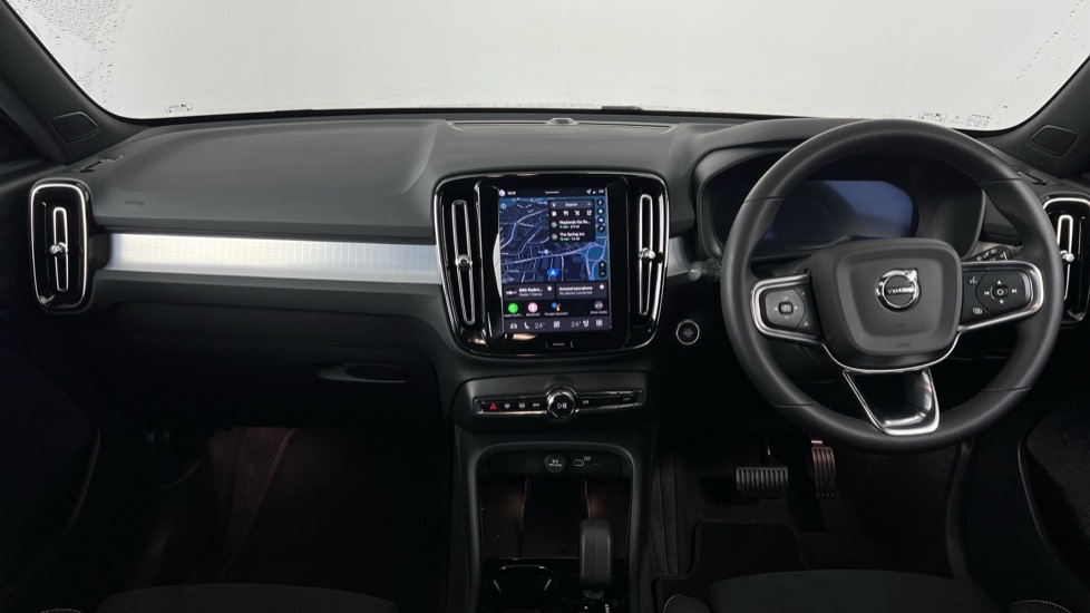 Used Volvo XC40 2025 for sale - 77031419: Photo 5