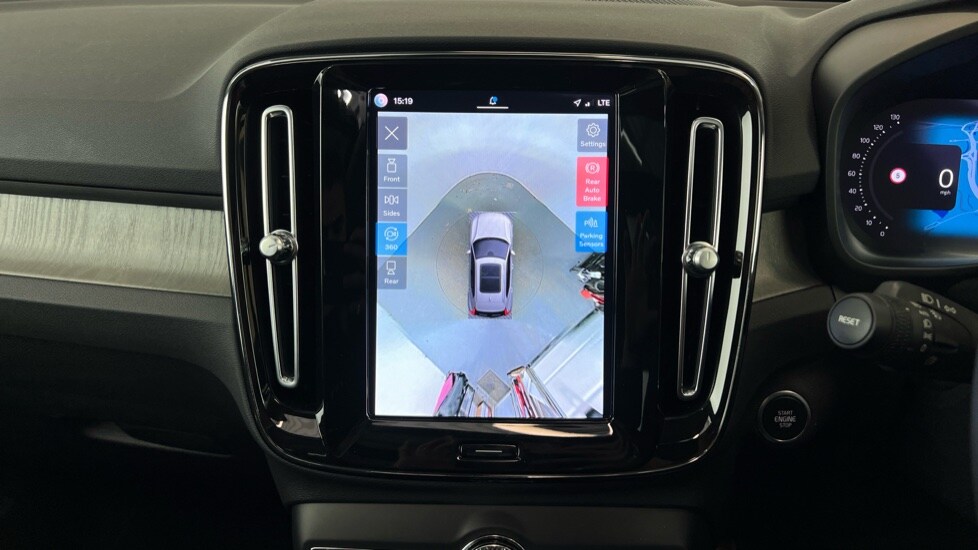 Used Volvo XC40 2023 for sale - 78123079: Photo 18