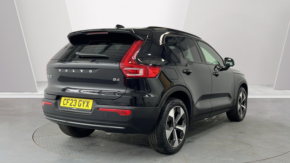 Used Volvo XC40 2023 for sale - 78123079: Photo 2