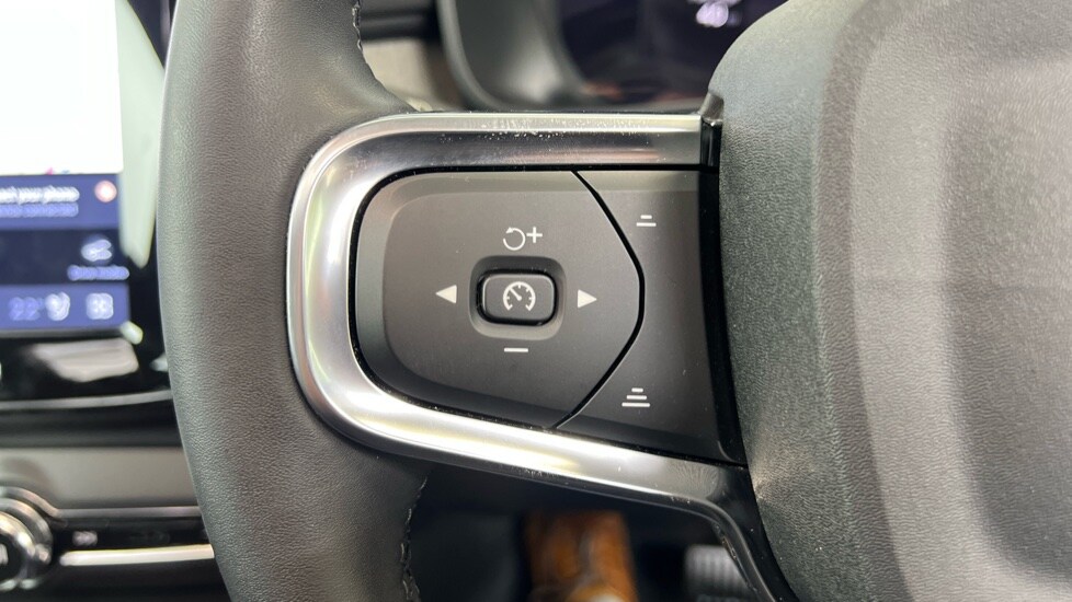 Used Volvo XC40 2023 for sale - 78123079: Photo 20