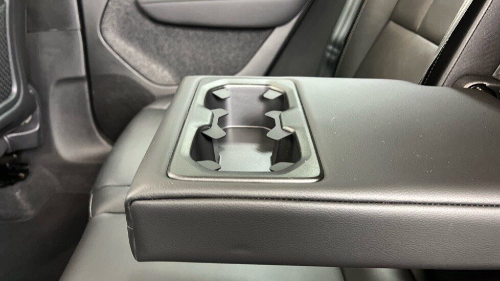 Used Volvo XC40 2023 for sale - 78123079: Photo 31