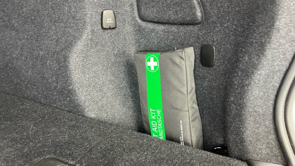 Used Volvo XC40 2023 for sale - 78123079: Photo 36