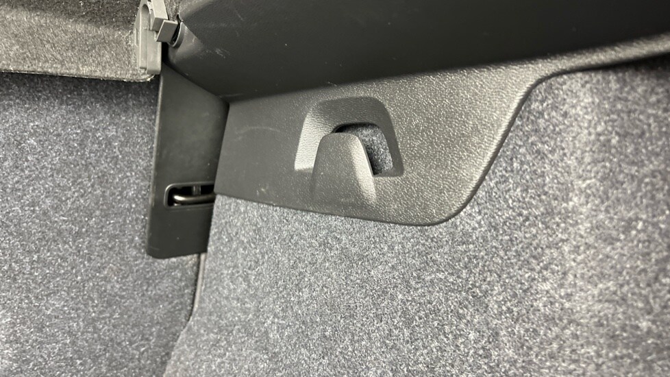 Used Volvo XC40 2023 for sale - 78123079: Photo 37