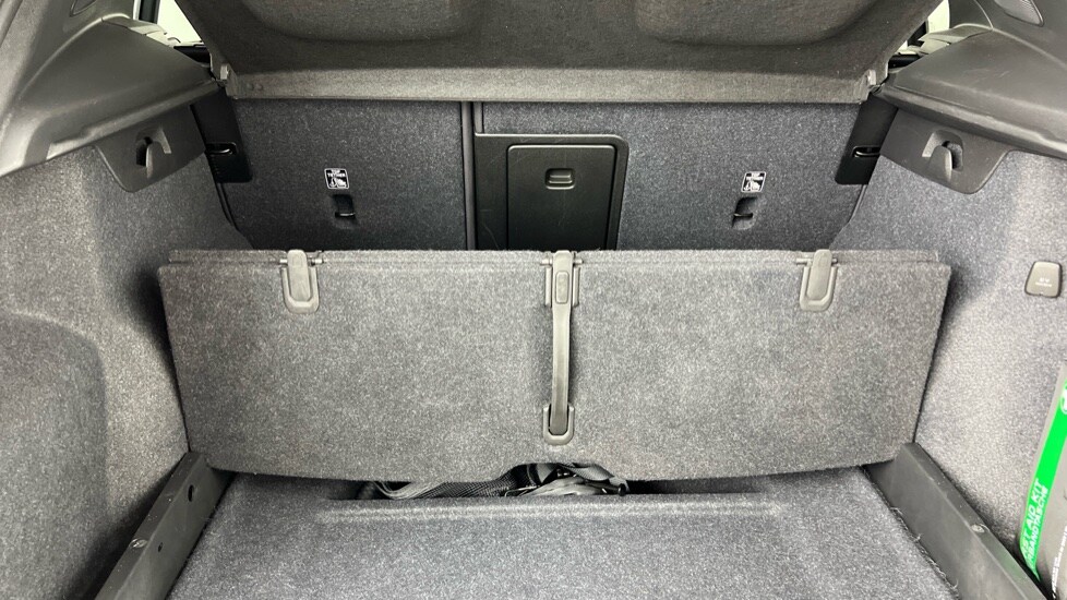 Used Volvo XC40 2023 for sale - 78123079: Photo 39