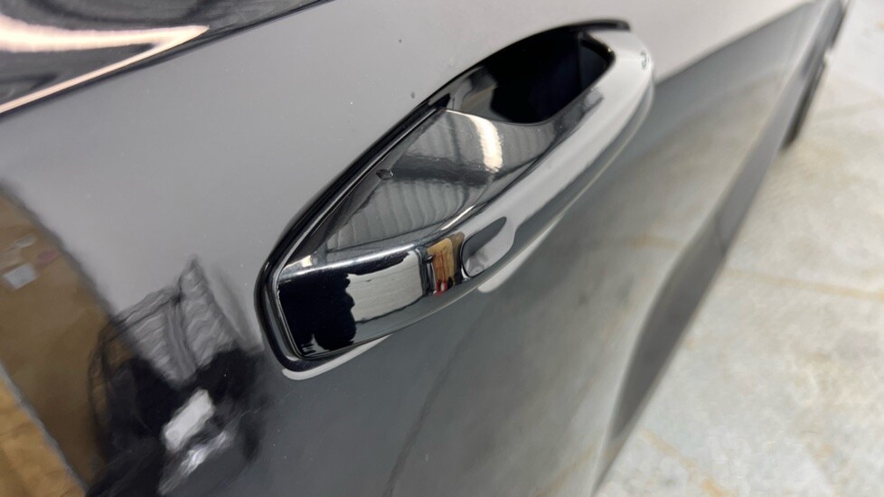 Used Volvo XC40 2023 for sale - 78123079: Photo 40