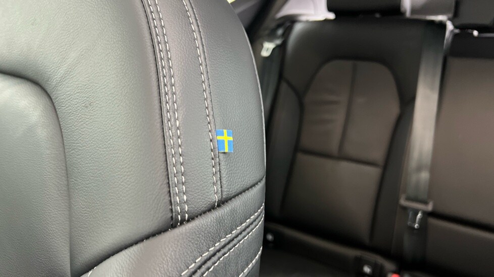 Used Volvo XC40 2023 for sale - 78123079: Photo 50