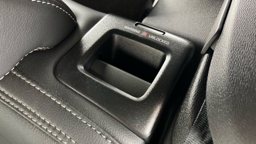 Used Volvo XC40 2023 for sale - 78123079: Photo 55