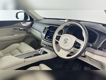 Used Volvo XC90 2023 for sale - 79401647: Photo