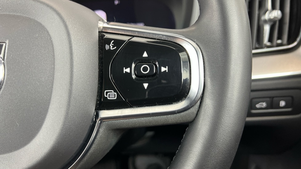 Used Volvo XC60 2022 for sale - 76901313: Photo 20