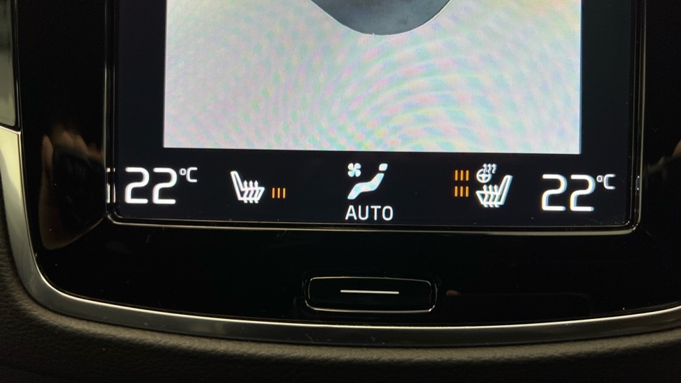 Used Volvo XC90 2022 for sale - 77333083: Photo 40