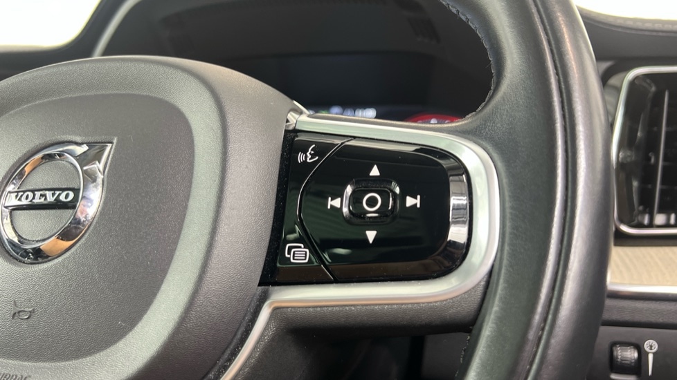 Used Volvo XC60 2020 for sale - 76652412: Photo 20