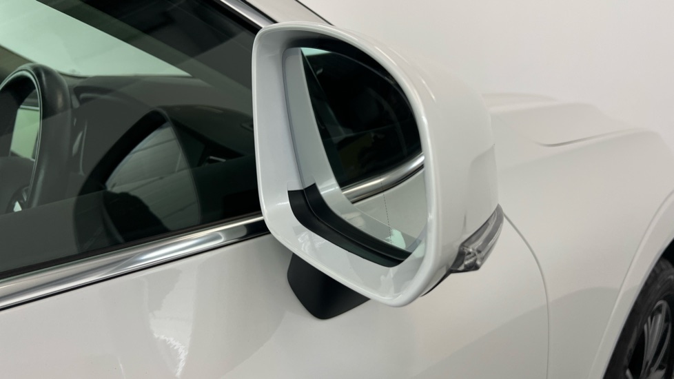 Used Volvo XC60 2020 for sale - 76652412: Photo 30