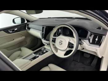 Used Volvo V60 2025 for sale - 74648217: Photo