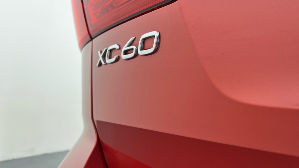 Used Volvo XC60 2022 for sale - 77526083: Photo 48