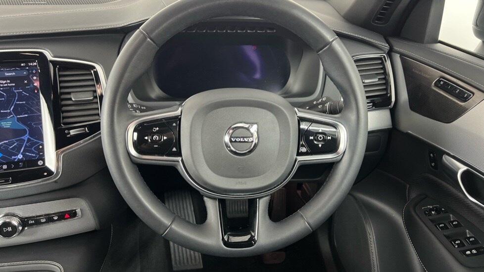 Used Volvo XC90 2023 for sale - 75992674: Photo 10
