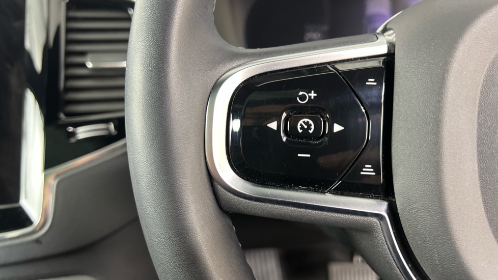 Used Volvo XC90 2023 for sale - 75992674: Photo 19