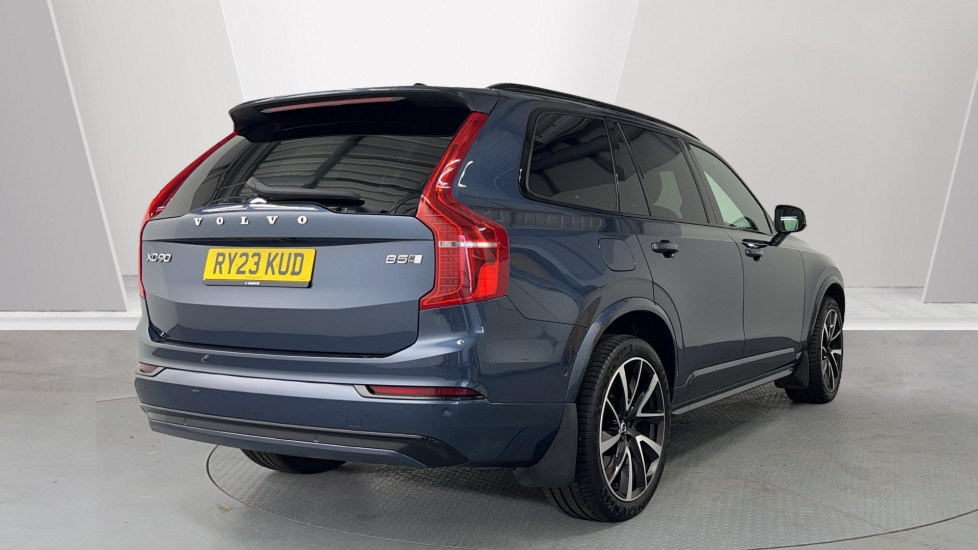 Used Volvo XC90 2023 for sale - 75992674: Photo 2