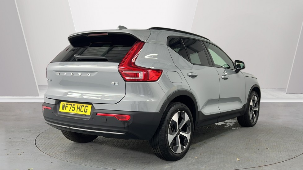 Used Volvo XC40 2025 for sale - 77982984: Photo 2