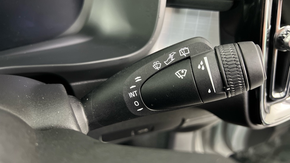 Used Volvo XC40 2025 for sale - 77982984: Photo 22