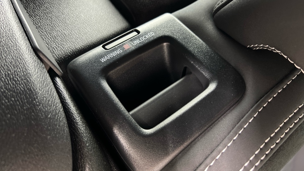 Used Volvo XC40 2025 for sale - 77982984: Photo 35