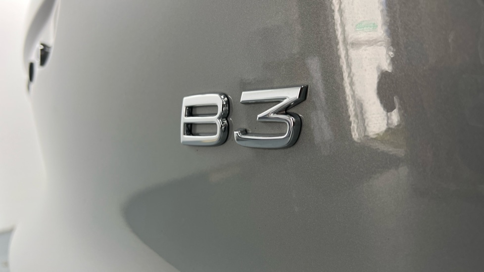 Used Volvo XC40 2025 for sale - 77982984: Photo 39