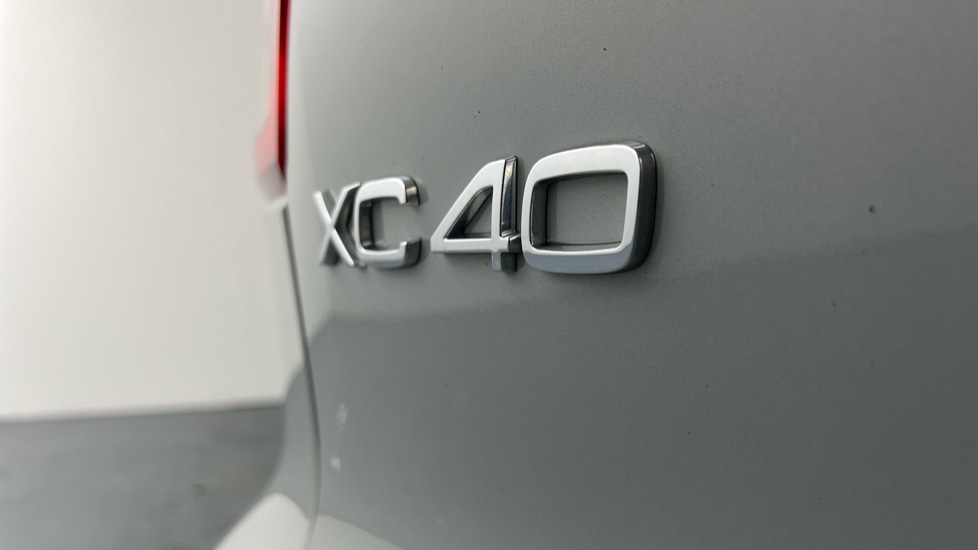 Used Volvo XC40 2025 for sale - 77982984: Photo 41