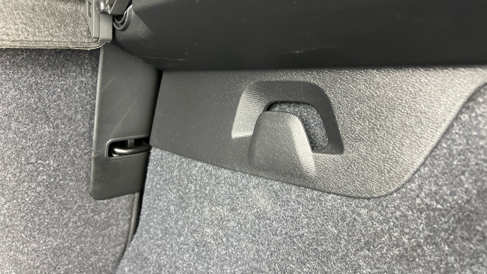 Used Volvo XC40 2025 for sale - 77982984: Photo 45