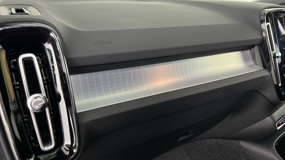 Used Volvo XC40 2025 for sale - 77982984: Photo 48