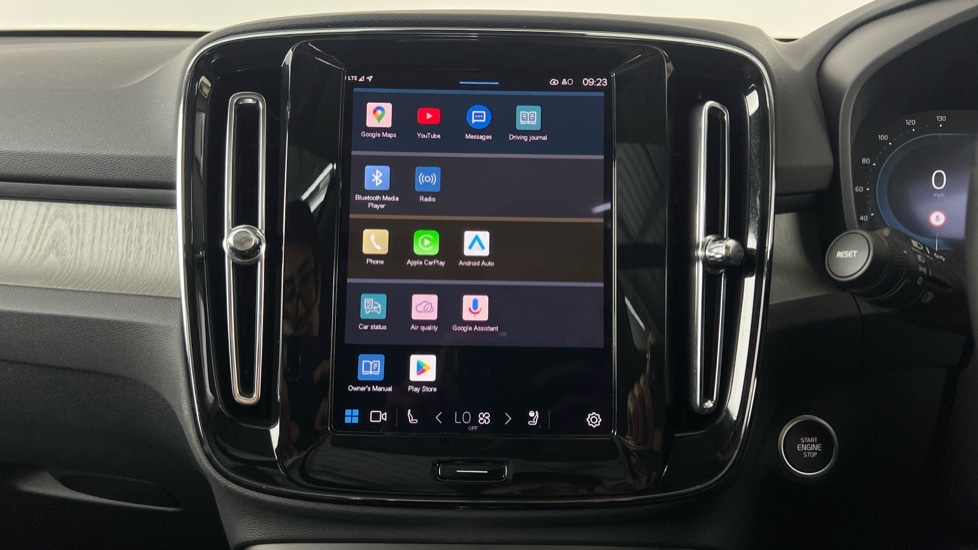 Used Volvo XC40 2024 for sale - 75763731: Photo 12