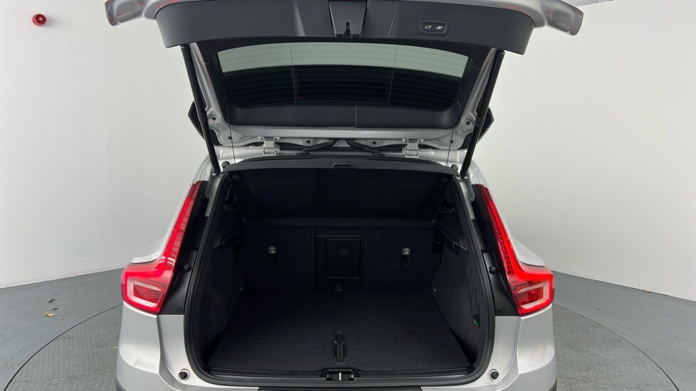 Used Volvo XC40 2024 for sale - 75763731: Photo 13