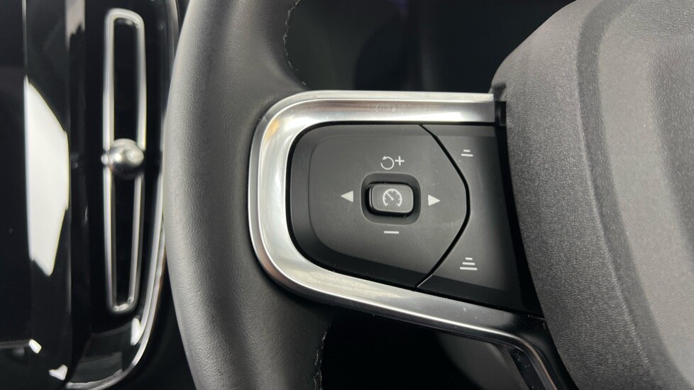 Used Volvo XC40 2024 for sale - 75763731: Photo 19