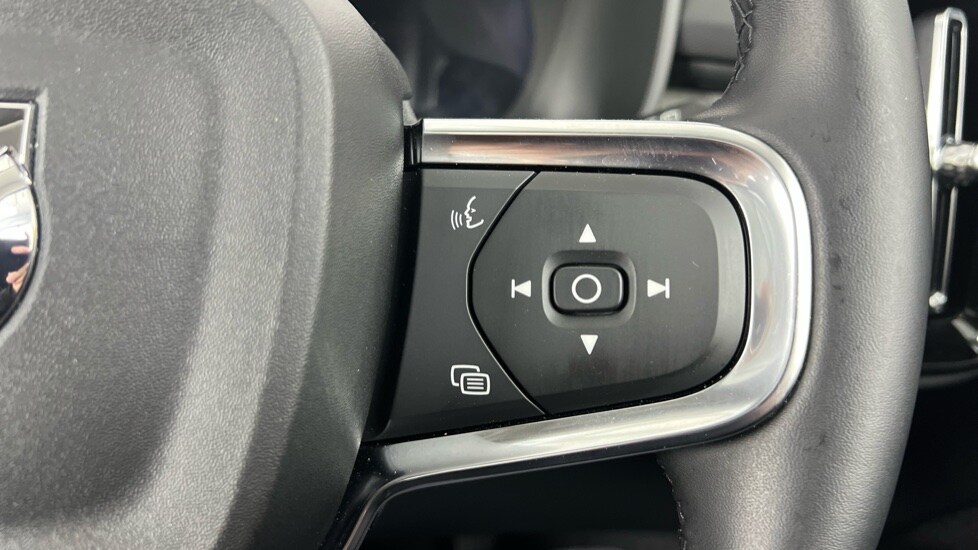 Used Volvo XC40 2024 for sale - 75763731: Photo 20