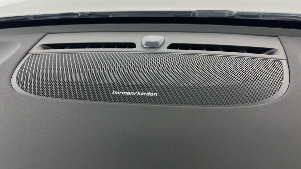 Used Volvo XC40 2024 for sale - 75763731: Photo 24