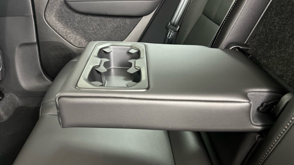 Used Volvo XC40 2024 for sale - 75763731: Photo 32